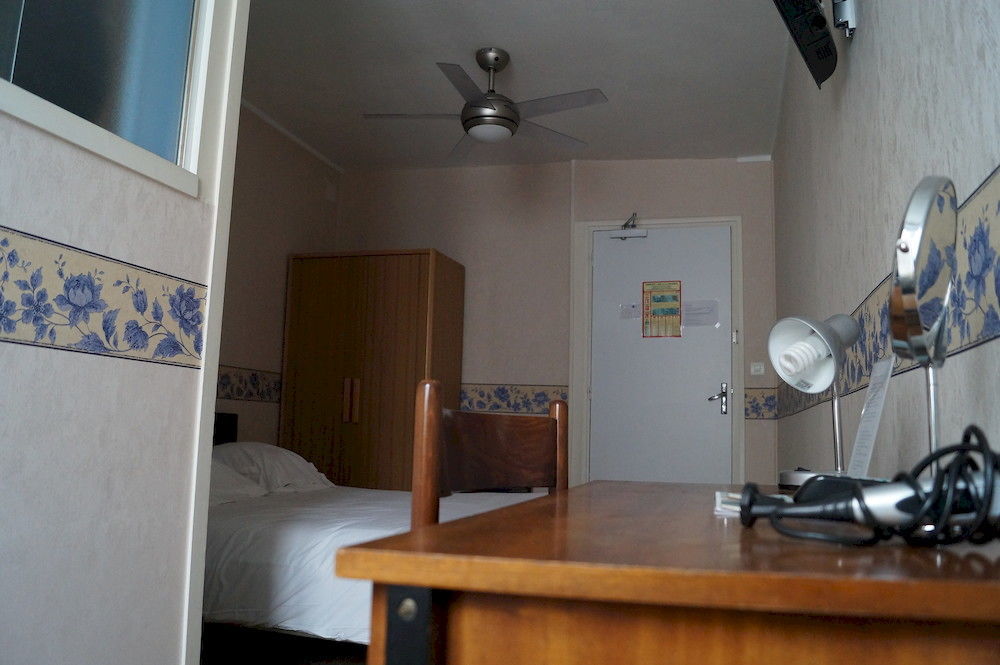 Hotel Des Ducs Nevers Ngoại thất bức ảnh